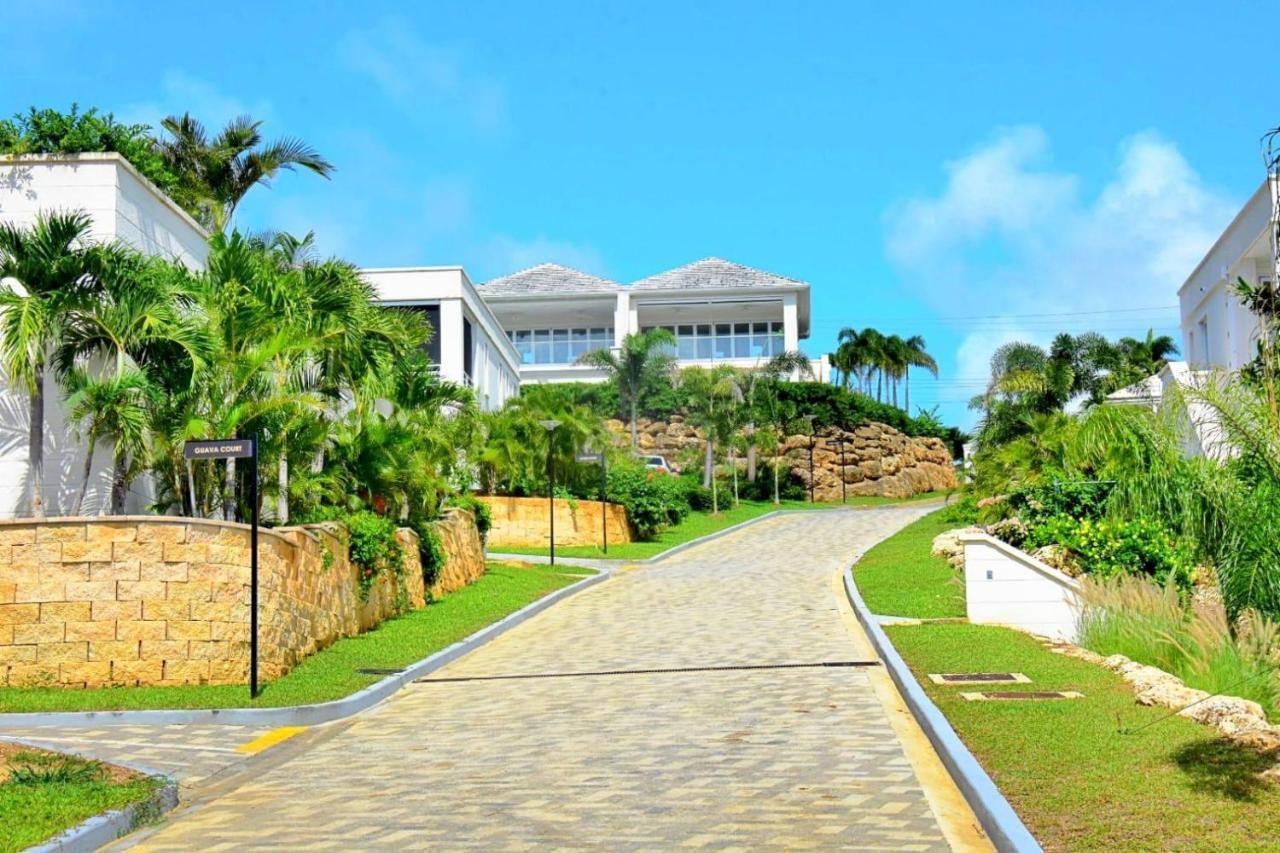 Westmoreland Hills - Mount Standfast - St James - Full Gym Membership Saint James Exterior photo
